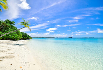 beach-calm-clouds-idyllic-457882